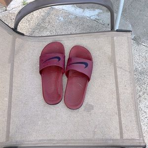 Nike Maroon slides. Size 7